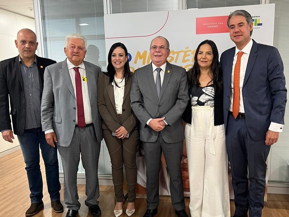 Em Brasília, Márcia tenta ampliar Minha Casa Minha Vida