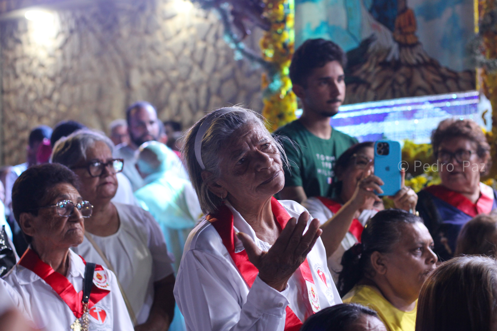 Procissão marca abertura da Festa da Penha em Serra Talhada