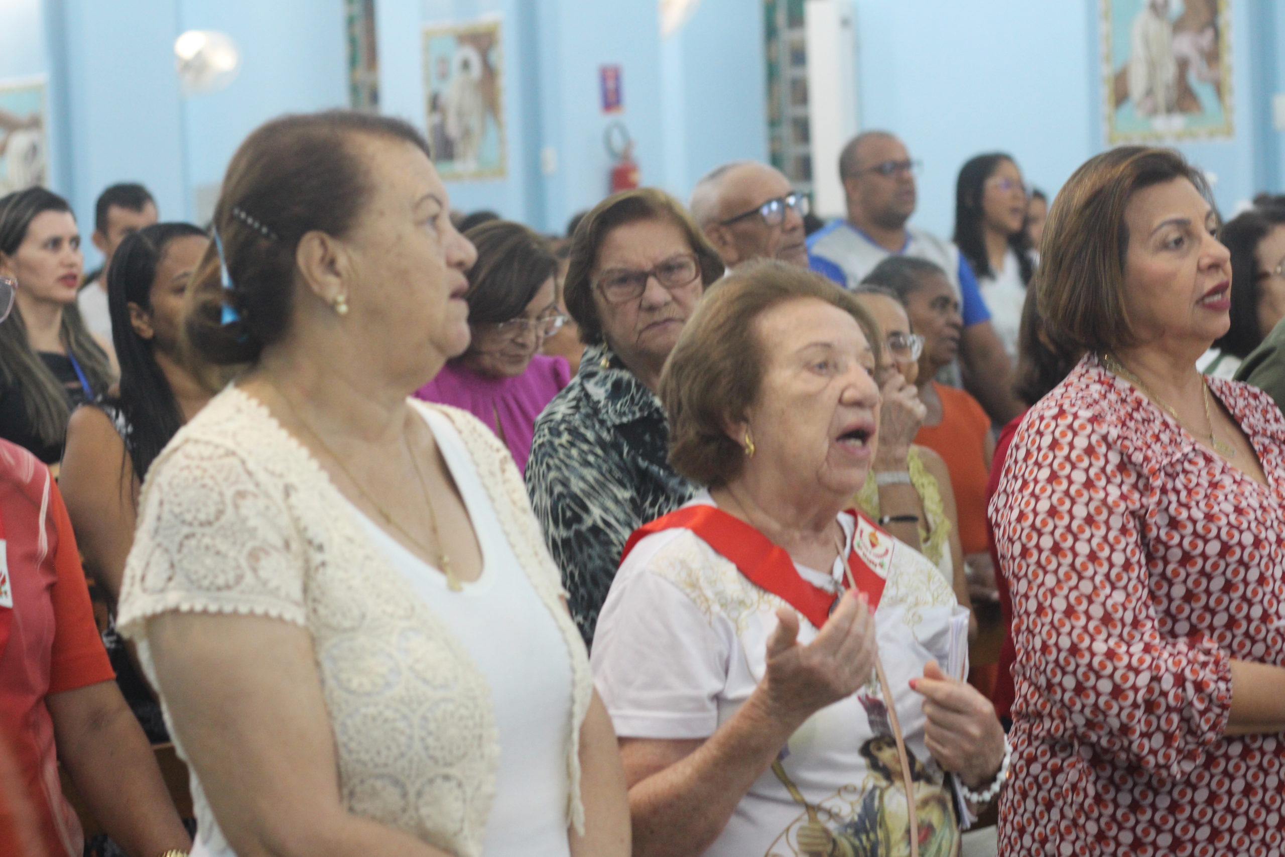 2° noite da Festa da Penha foi de louvor, alegria e muita fé em ST