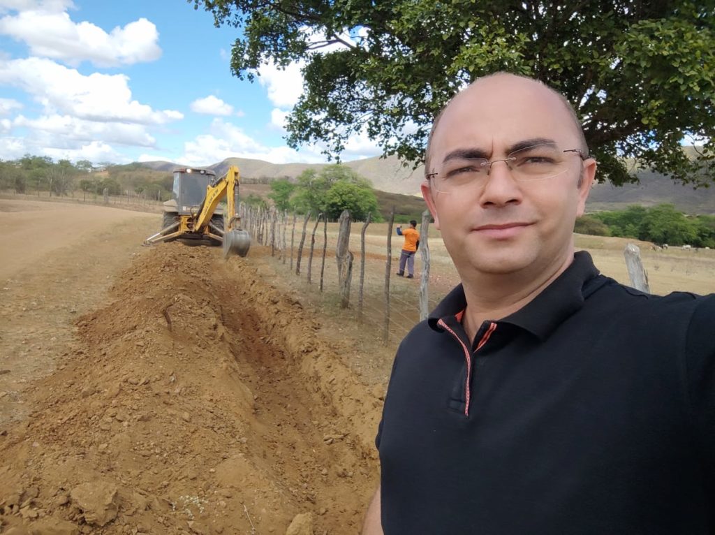 Vereador faz investimento de R$ 10 mil em ST e secretário silencia