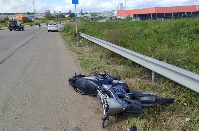 Homem de 50 anos morre após colisão entre motos