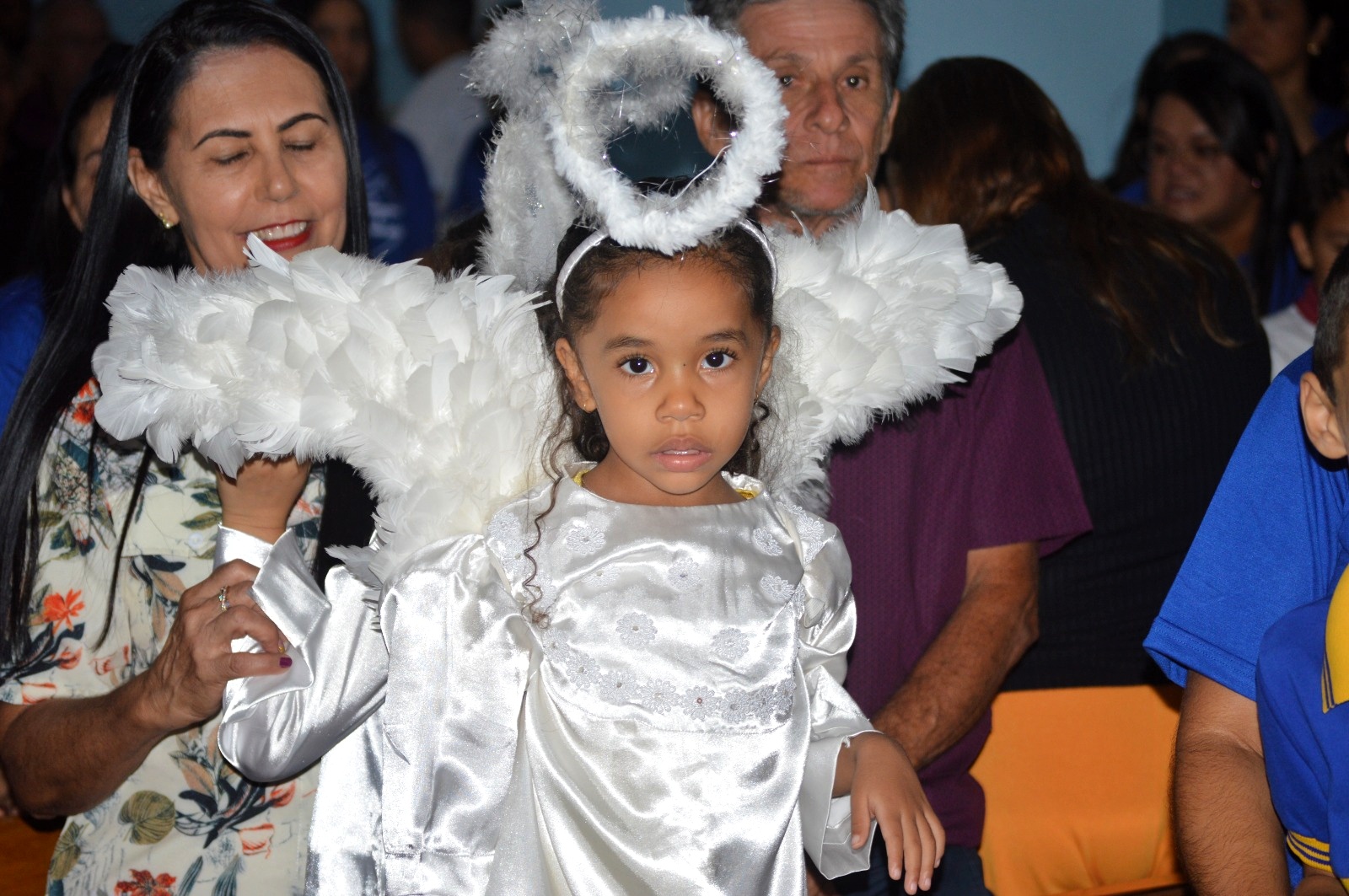 Noite das crianças emocionou fiéis em ST