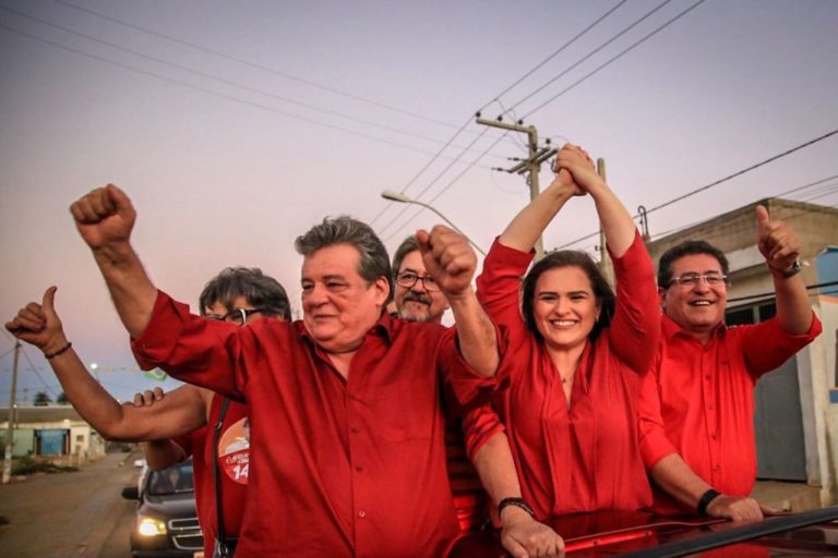 Fotos, fatos e contradições políticas em Serra Talhada