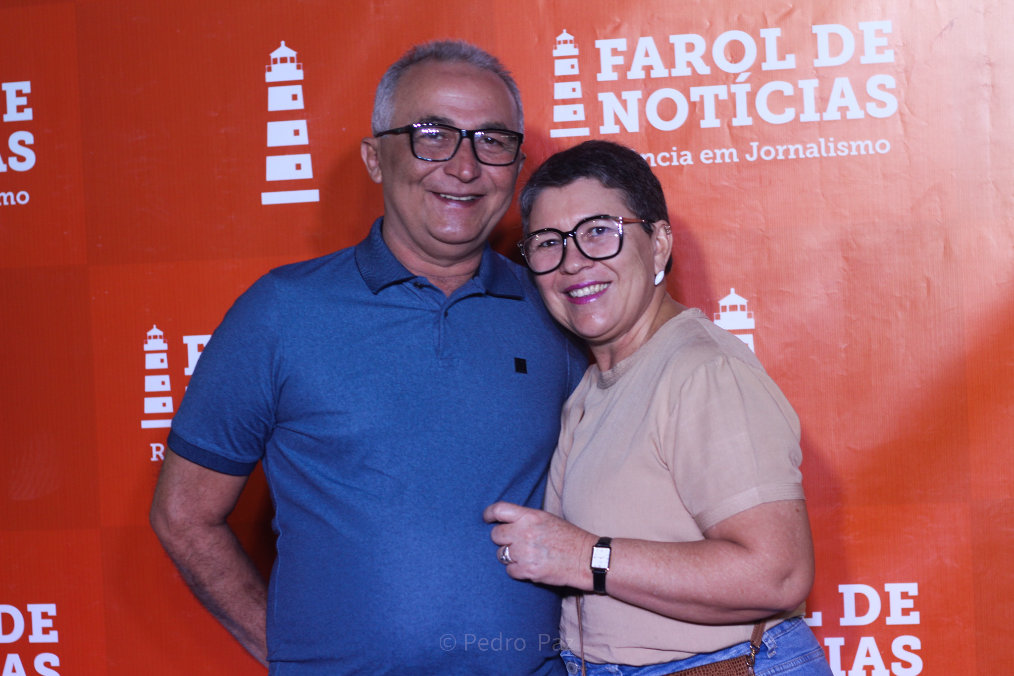 Badalação no espaço Farol, missa e show de fé