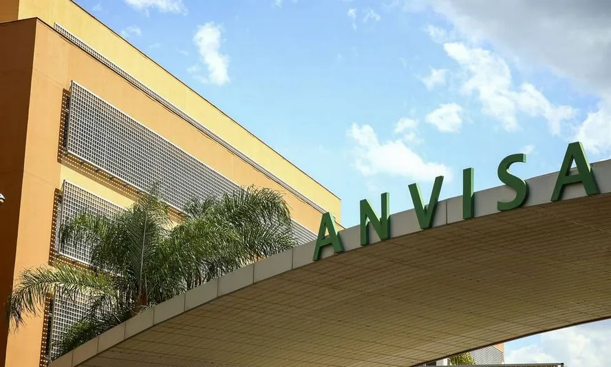 Anvisa manda suspender a venda de 28 lotes da Sidra Cereser