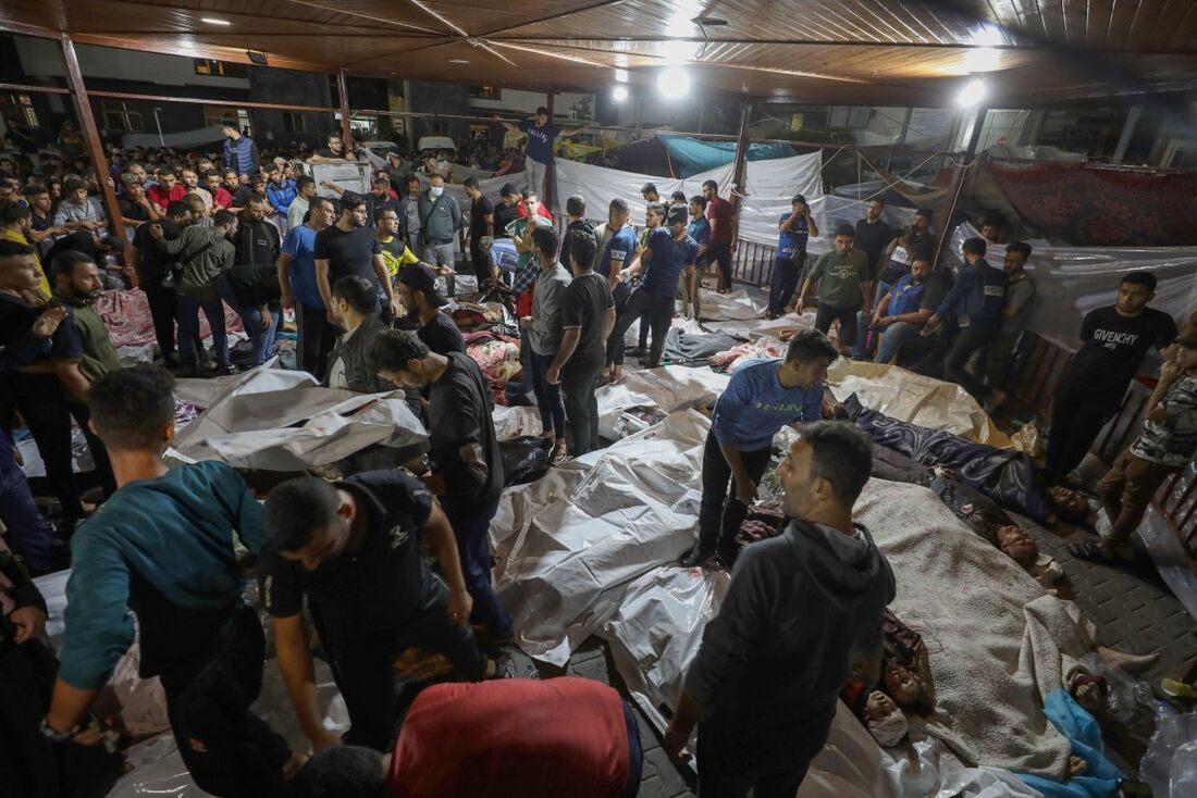 Bombardeio contra hospital de Gaza deixa centenas de mortos
