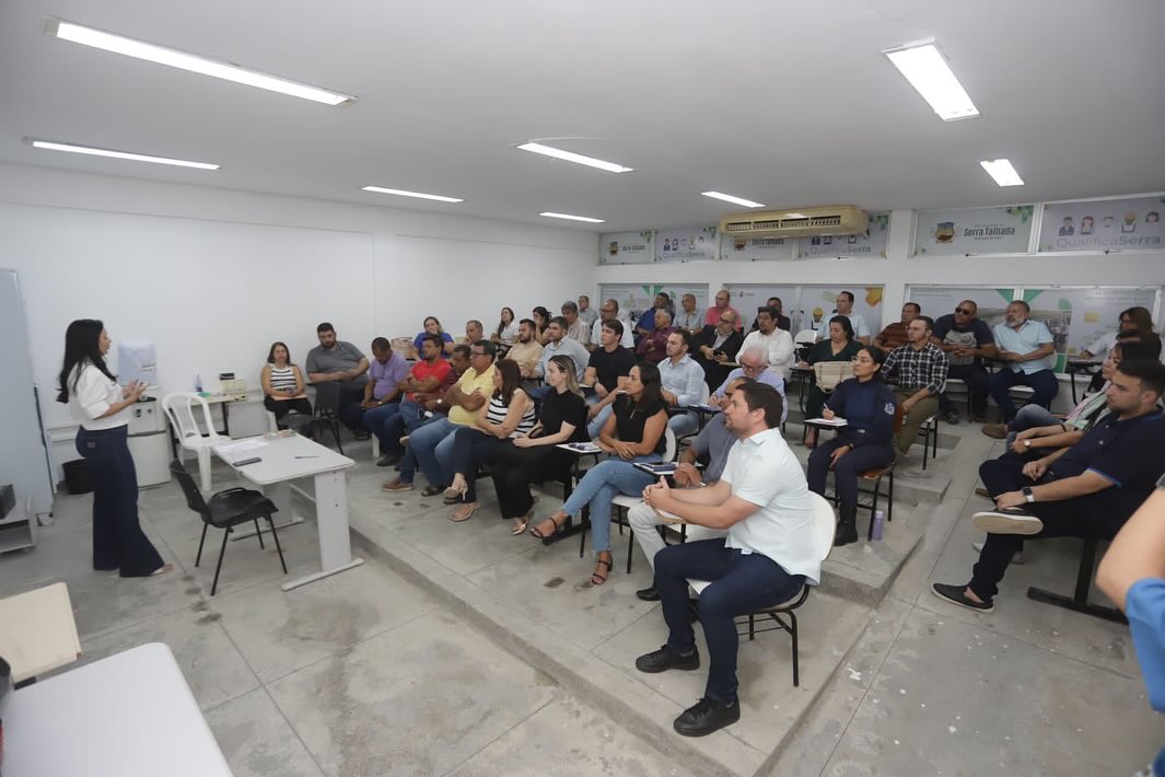 Conforme Farol antecipou, Márcia reduz salários e custeio da máquina