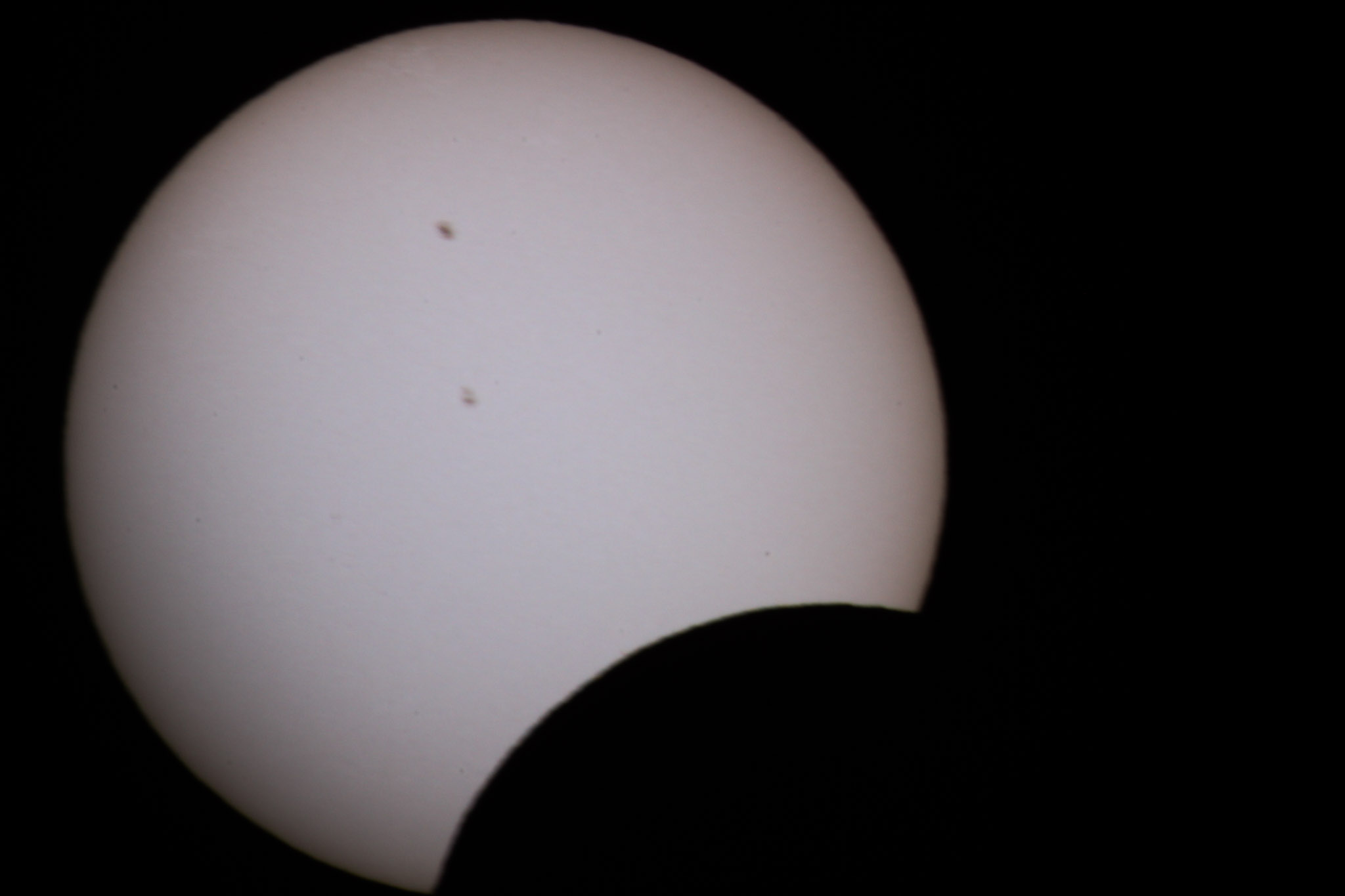 Eclipse solar teve um olhar especial em Serra Talhada neste sábado