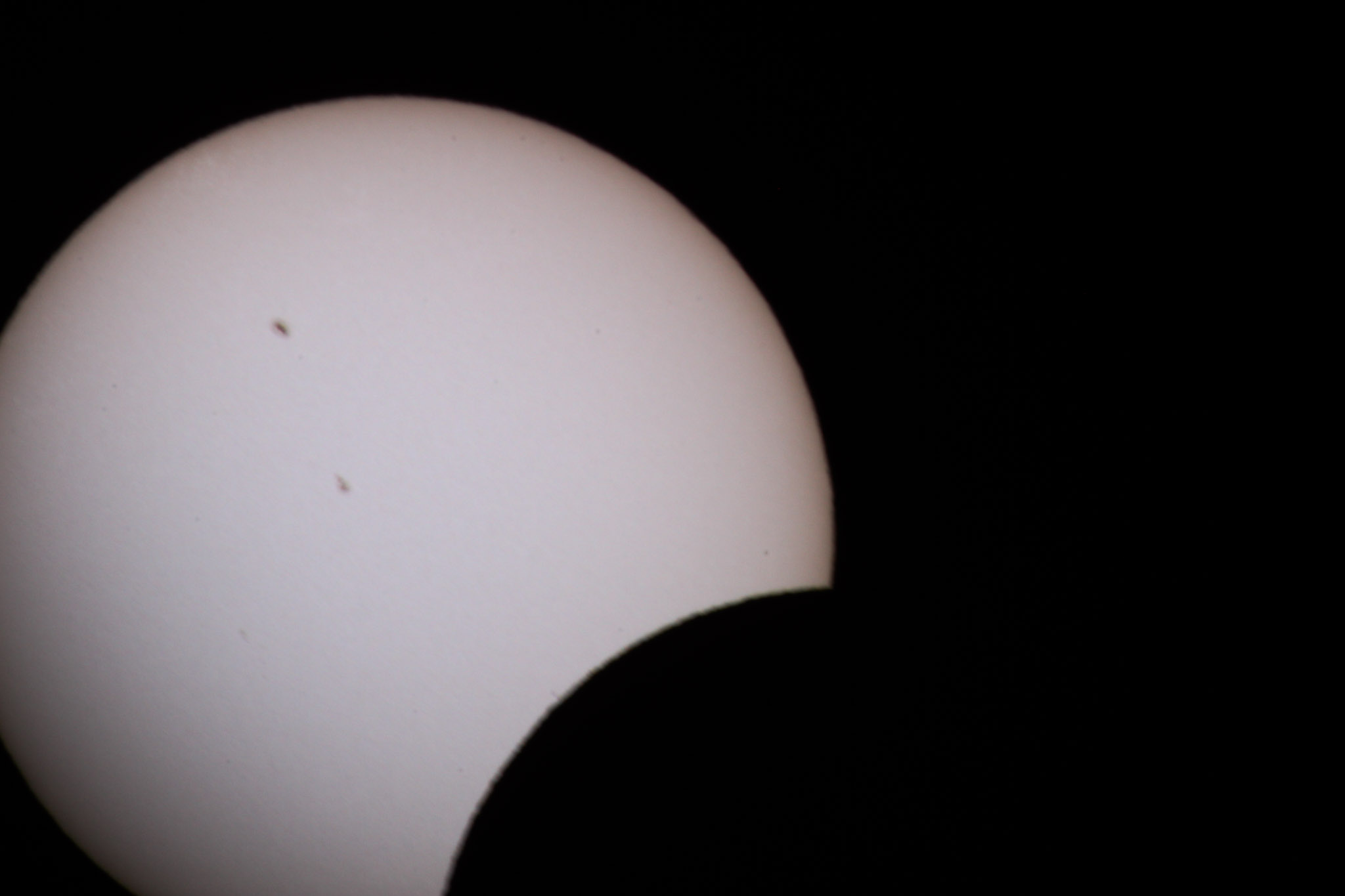 Eclipse solar teve um olhar especial em Serra Talhada neste sábado