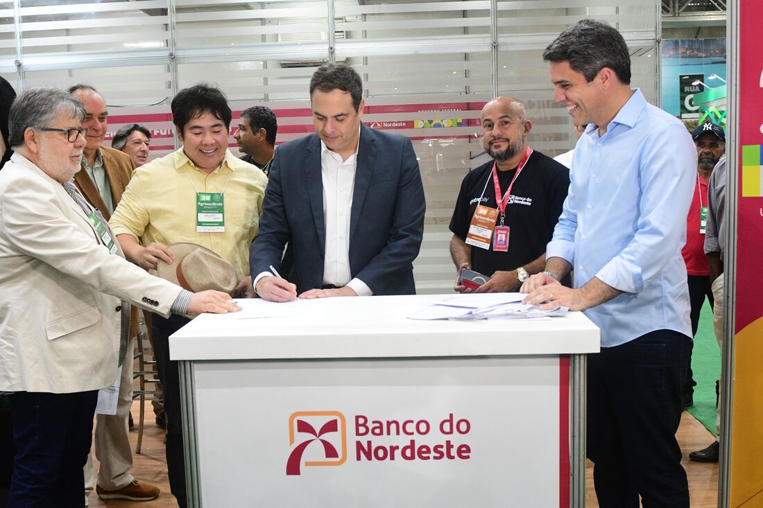 Banco do Nordeste libera R$ 5 mi para agricultores