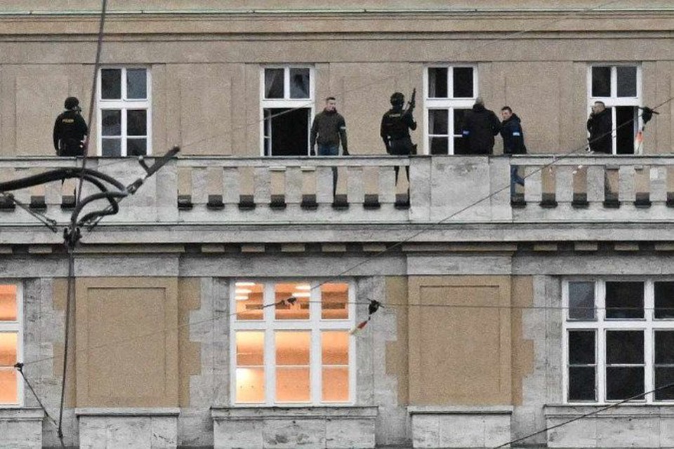 Tiroteio na Universidade de Praga deixa pelo menos 15 mortos