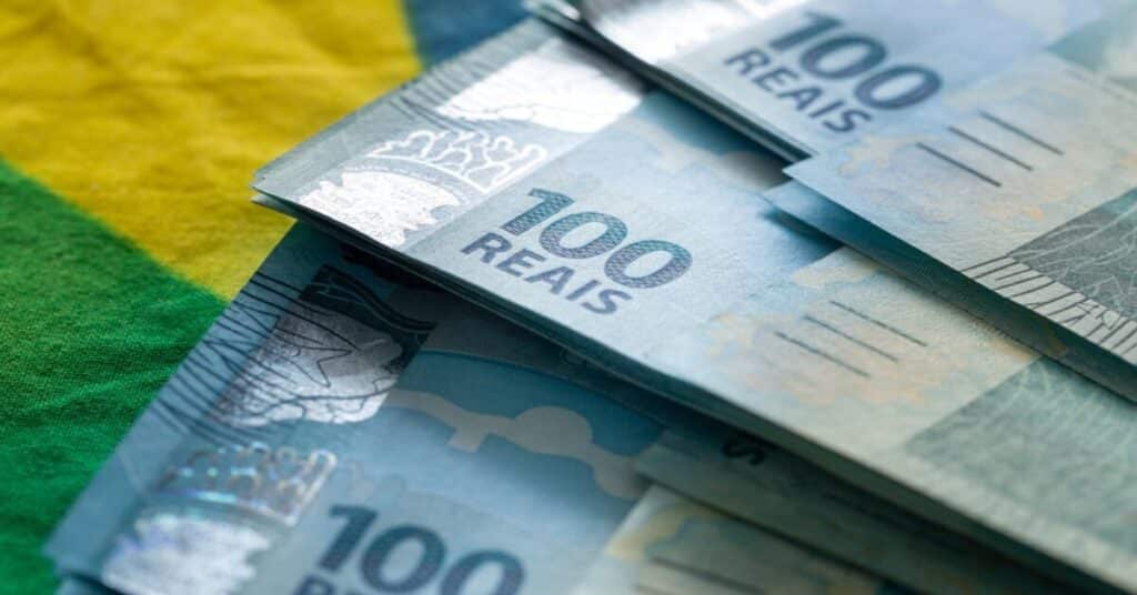 Salário Mínimo: valor previsto para 2025 é de R$ 1.502