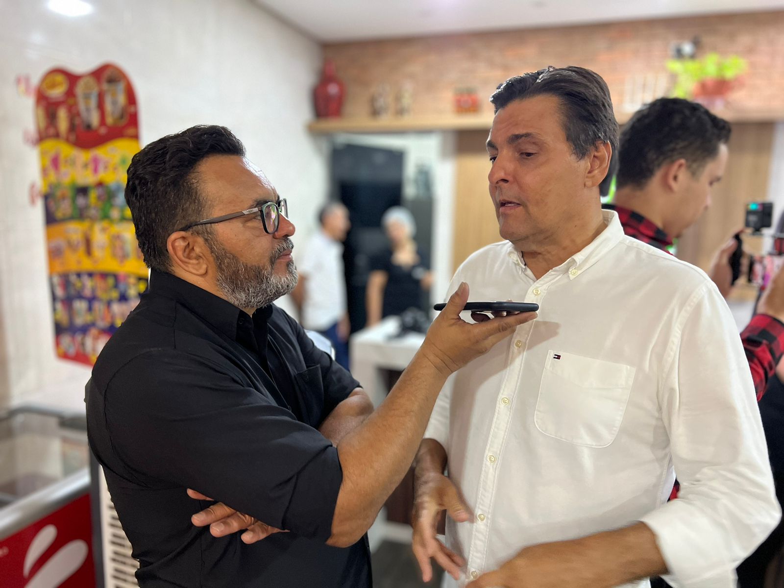 Marconi presta contas e celebra conquistas