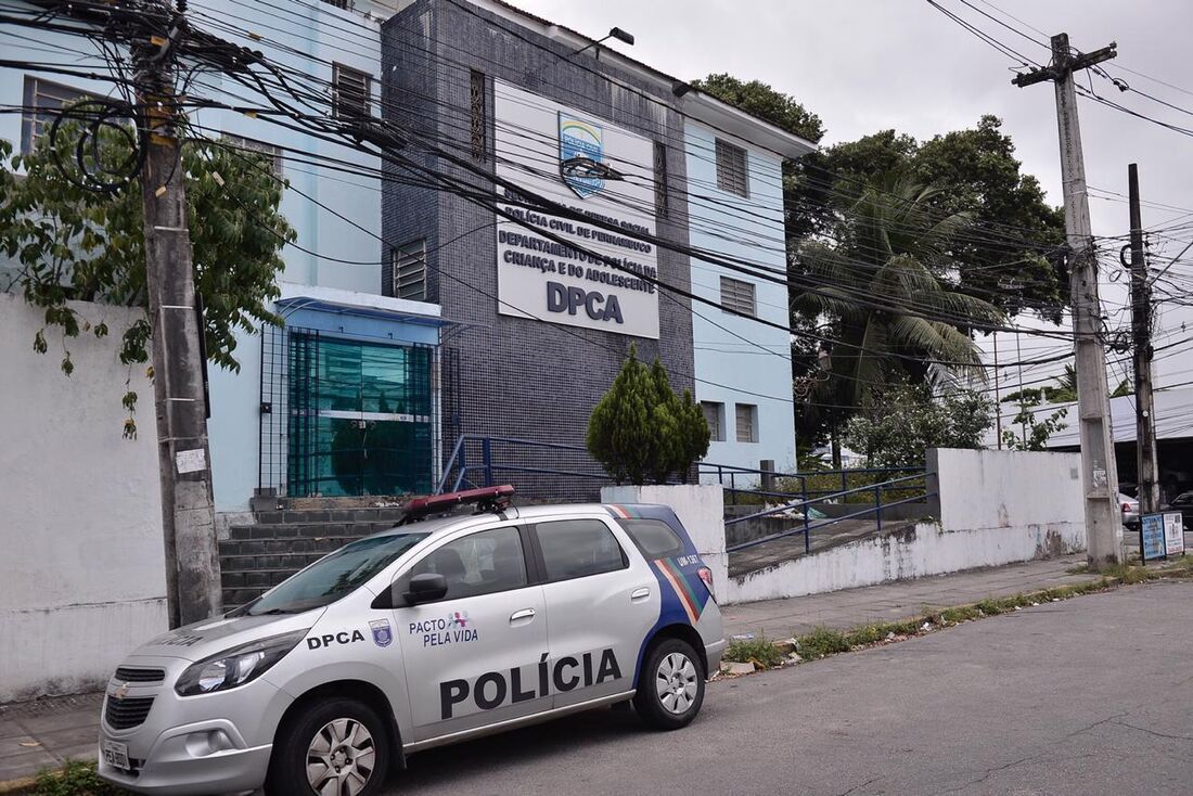 Garota de 12 anos sofre estupro coletivo em Recife 1 Garota de 12 anos sofre estupro coletivo em Recife
