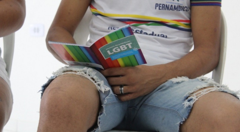Estudo revela violências contra LGBTQIA+ em PE