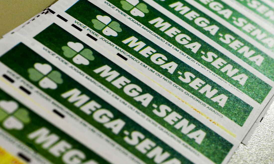 Mega-Sena acumula e prêmio vai a R$ 10 milhões