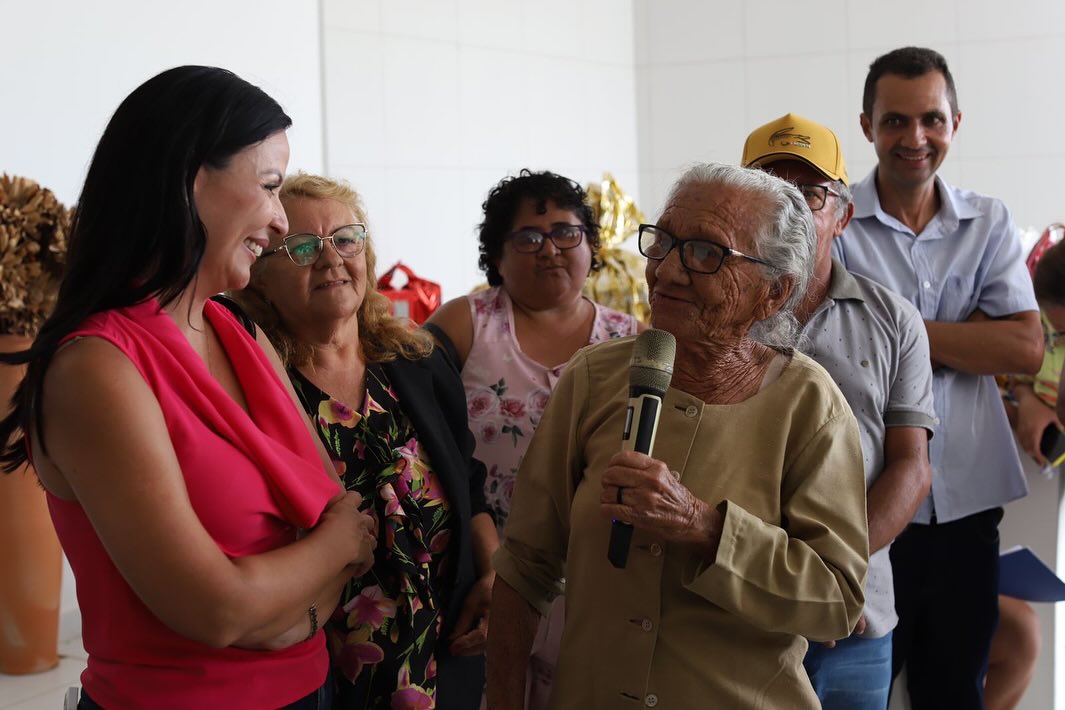 Márcia reúne lideranças comunitárias em Serra Talhada