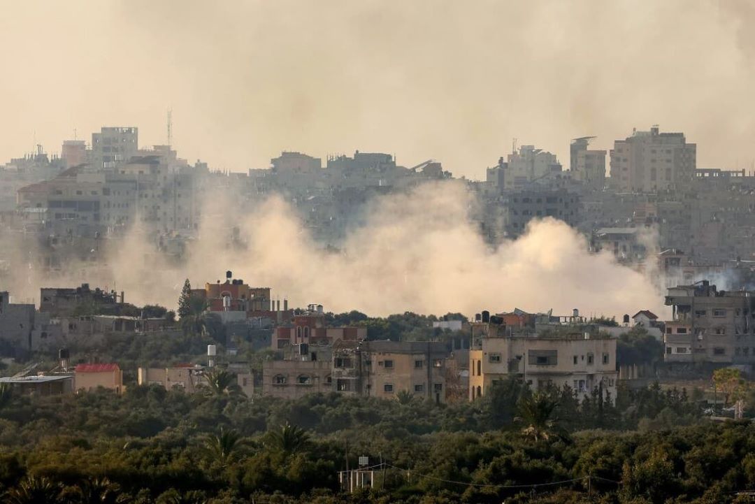 Novos bombardeios israelenses deixam quase 100 mortos