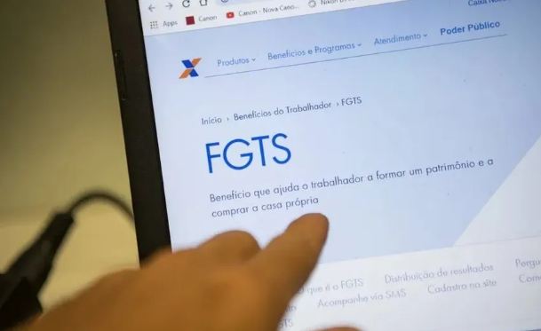 Saque-aniversário do FGTS: calculadora mostra valor a receber