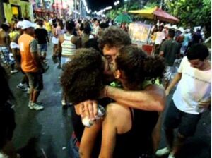 Serra-talhadenses e a doença do beijo durante o Carnaval
