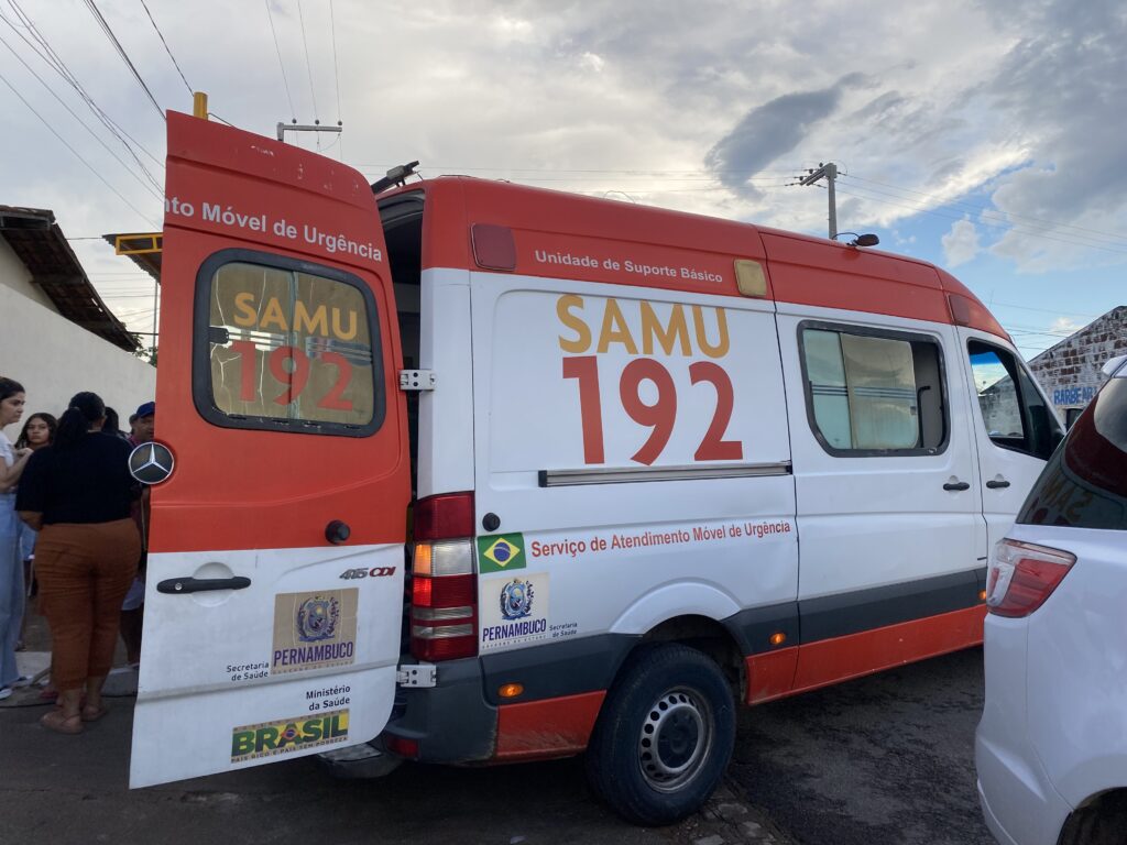 Mulher é agredida com socos durante vaquejada no Sertão do Pajeú 1 Foto: Licca Lima/Farol de Notícias