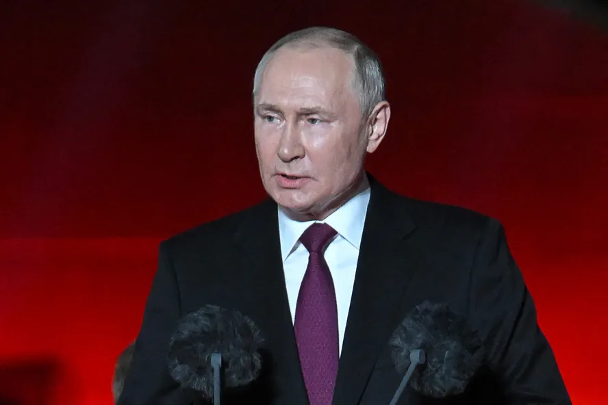 Reeleição de Putin, aplaudida por aliados e criticada pelas potências ocidentais