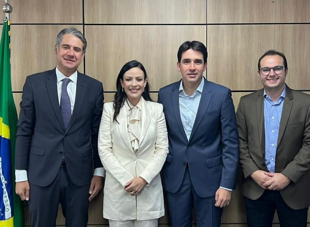 Ministro de Lula vem a Serra para declarar apoio a Márcia Conrado 1 Ministro de Lula vem a Serra para declarar apoio a Márcia Conrado