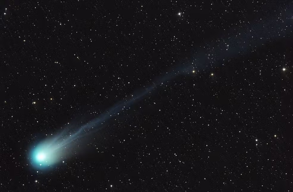 'Cometa do Diabo' estará visível em todo o Brasil na noite deste domingo (21)