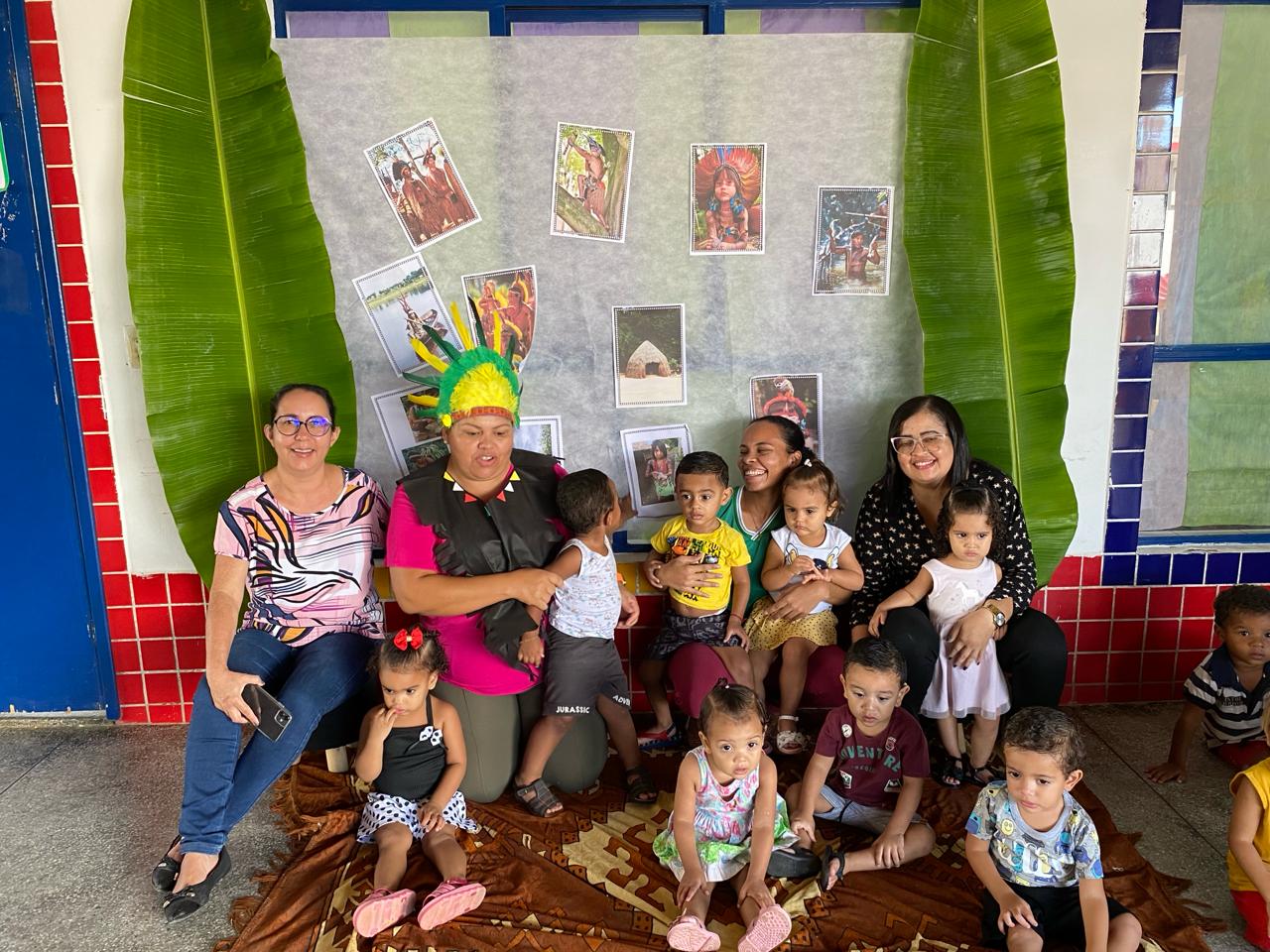 Crianças de ST celebram Dia dos Povos Indígenas com Pajé
