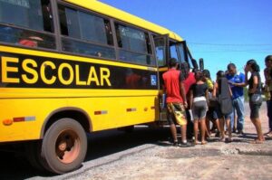 Prefeitura age rápido após denúncia de ônibus escolar