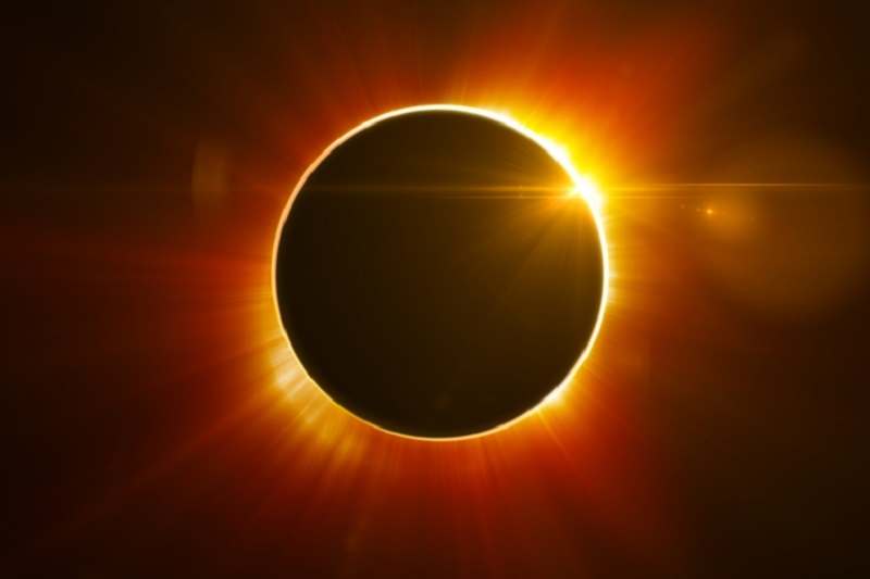 Como acompanhar o eclipse solar total de segunda-feira (8)