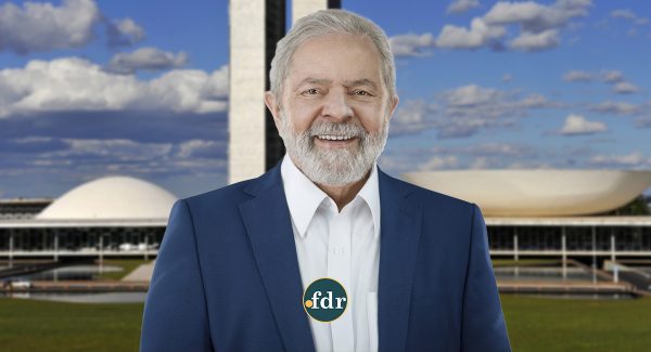 Lula lança programa de acesso à internet gratuita para brasileiros
