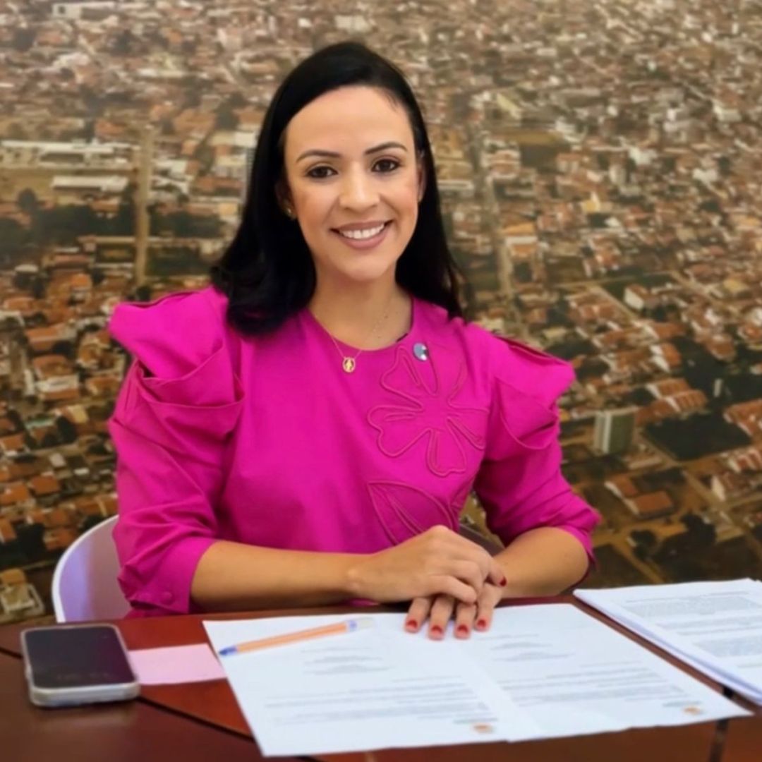 Márcia anuncia nova indústria de alimentos em ST