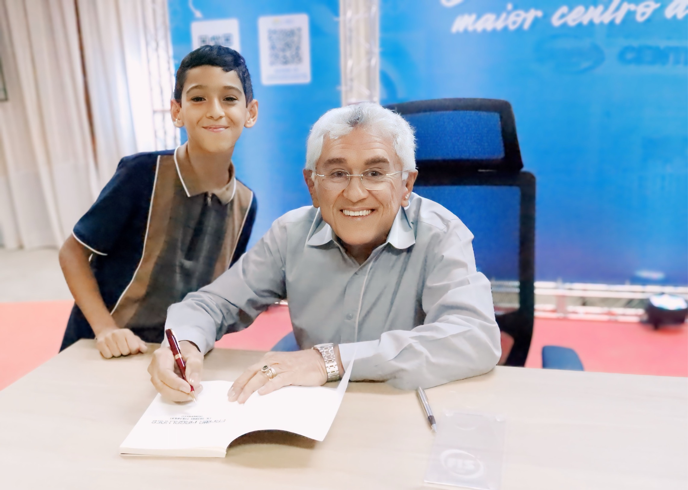 Noite de autógrafos reúne ST em homenagem a família Magalhães
