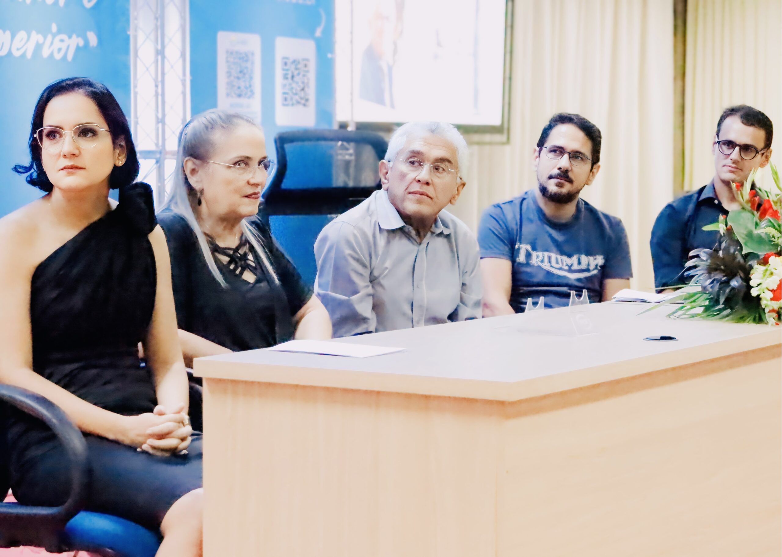 Noite de autógrafos reúne ST em homenagem a família Magalhães
