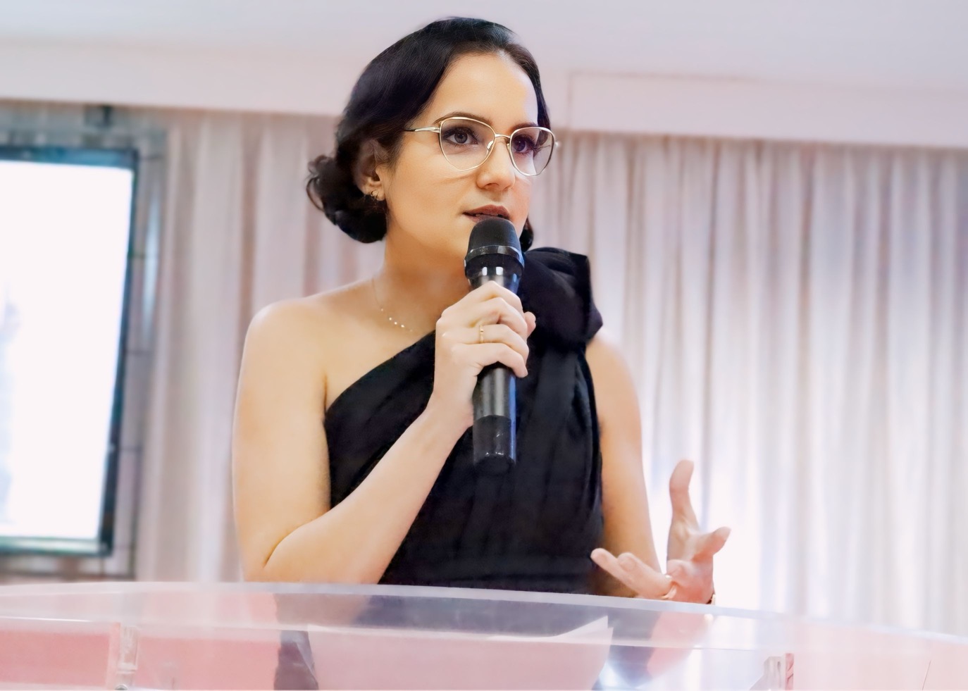 Noite de autógrafos reúne ST em homenagem a família Magalhães