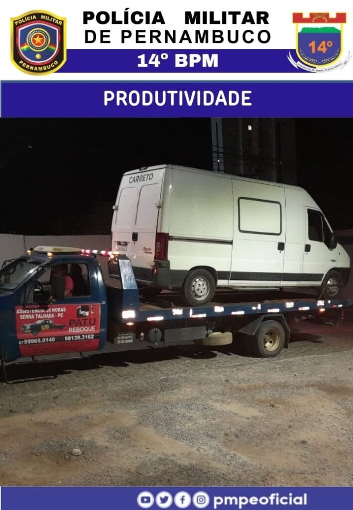 Carro roubado em São Paulo é abandonado em Serra Talhada