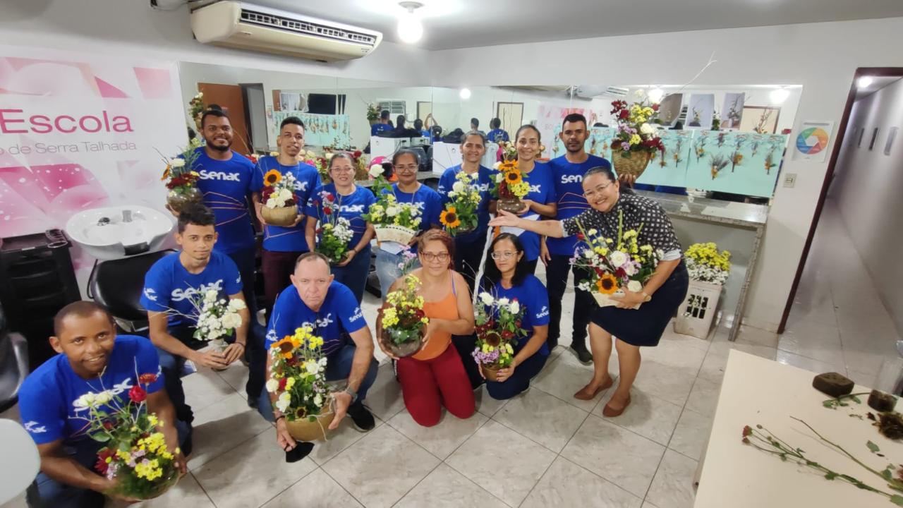 Alunos do curso de florista