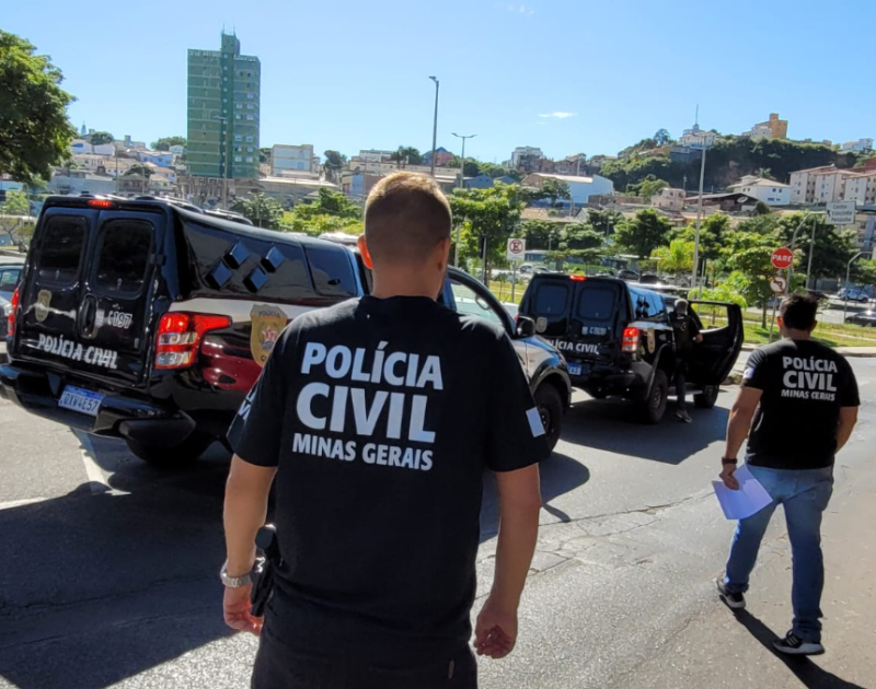 Homem diz ter sido dopado e estuprado com vibrador pela ex-namorada 1 Segundo vítima, além de ser dopado e estuprado com um vibrador, ele ainda foi exposto nas redes sociais pela ex-namorada em Minas Gerais