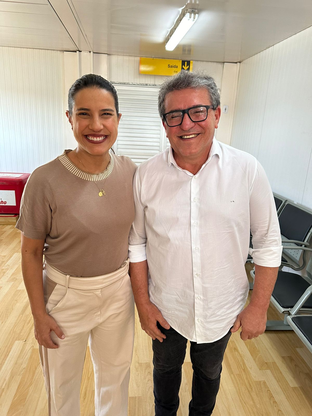 Duque e Raquel inspecionam as obras do aeroporto de ST