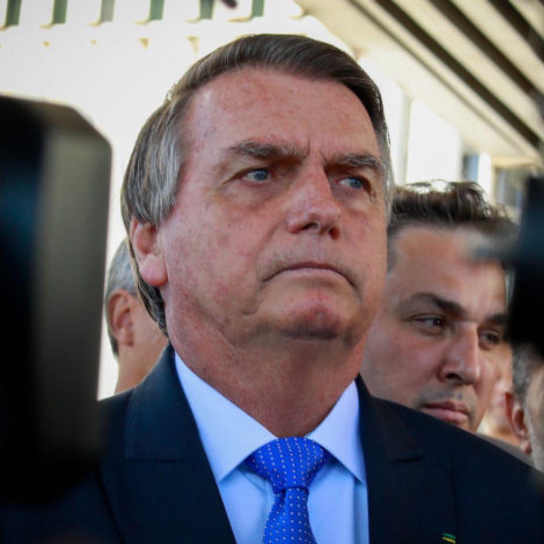 PF Indicia Bolsonaro, Mauro Cid E Mais 10 Em Inquérito - Farol De ...