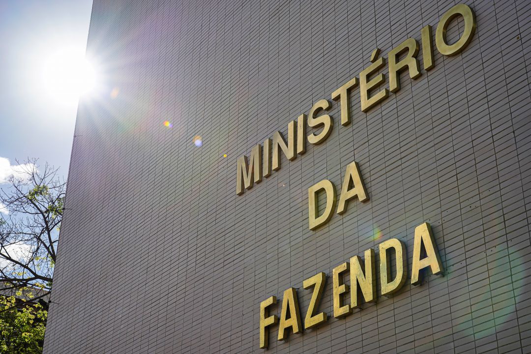 Atraso em sistema de tecnologia paralisa saques do Fundo PIS/Pasep 1 Atraso em sistema de tecnologia paralisa saques do Fundo PIS/Pasep