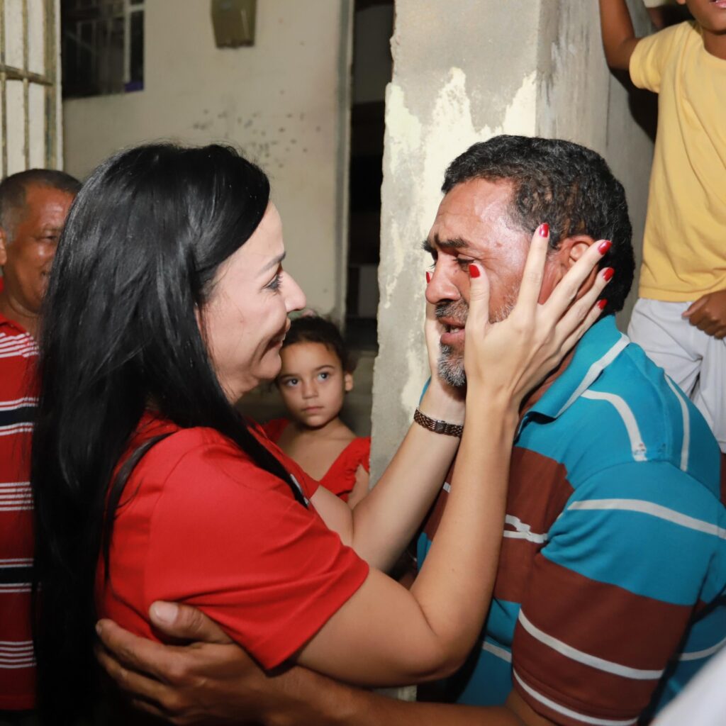 Márcia se emociona durante visita no Bom Jesus e celebra sintonia com ST