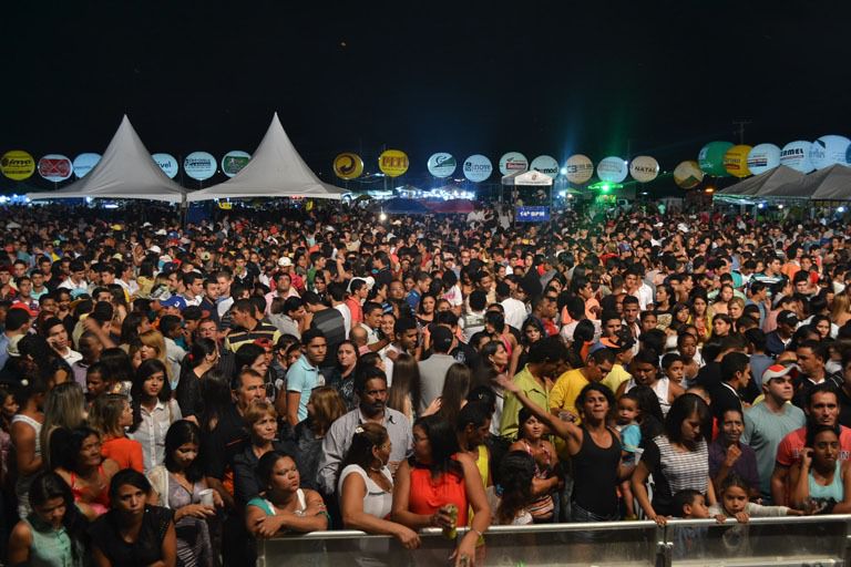 Festa e prejuízo após onda de furtos e várias vítimas em Serra Talhada