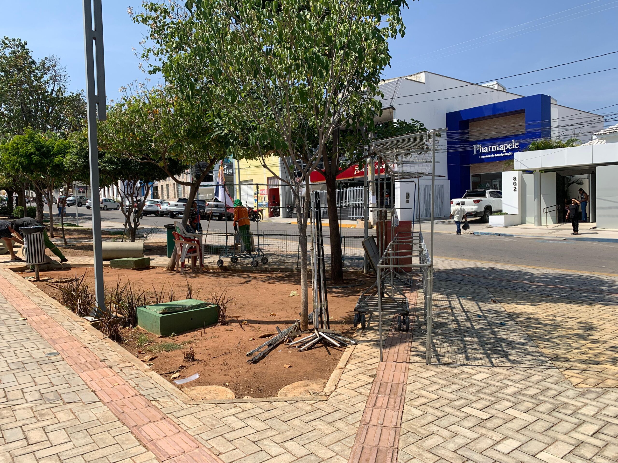 Festa de Nossa Senhora da Penha começa a ganhar vida na praça