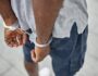 Homem se revolta com a Polícia Militar e é detido por desacato em ST 6 Homem se revolta com a Polícia Militar e é detido por desacato em ST