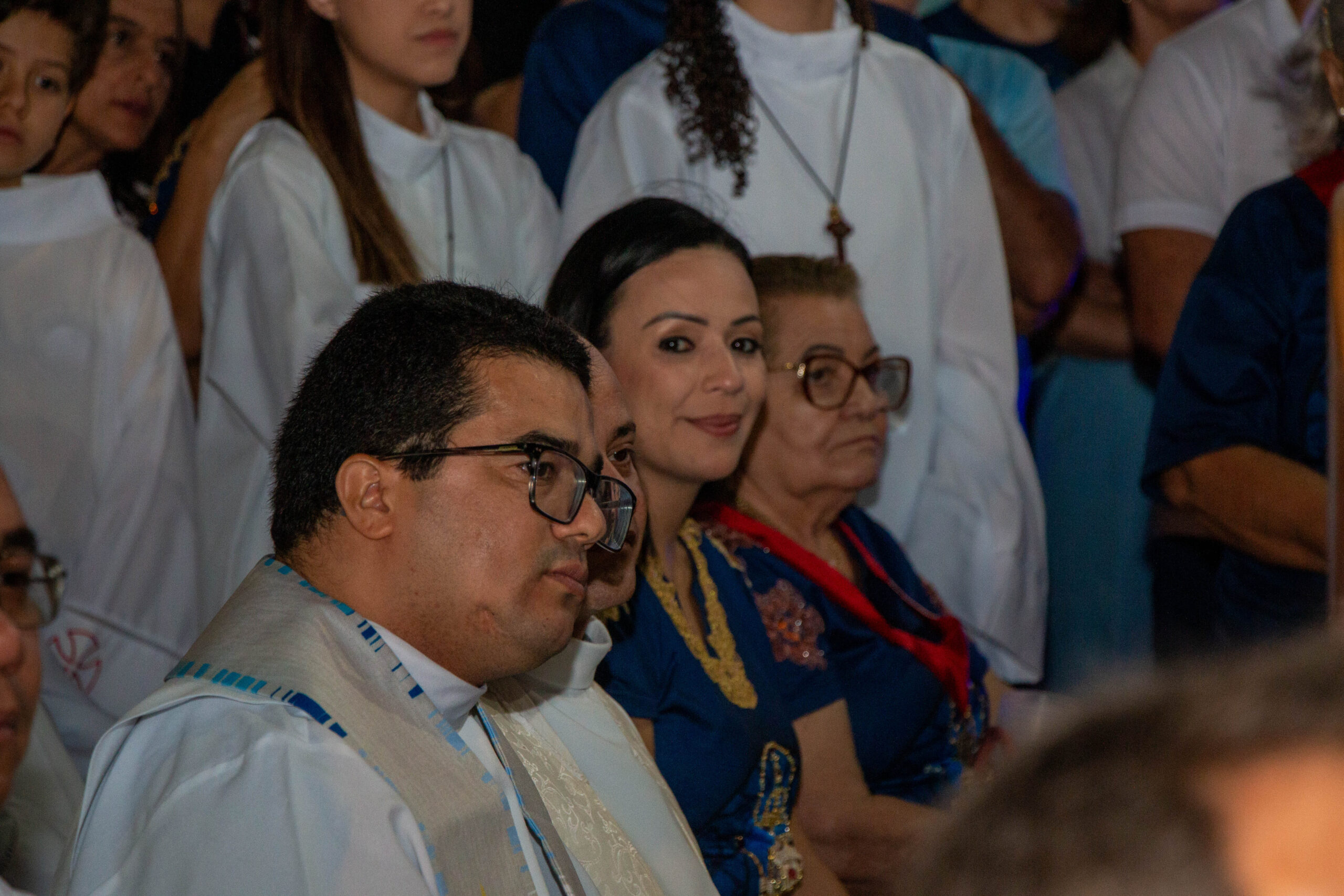 Multidão transforma trajeto num 'mar azul' em ST