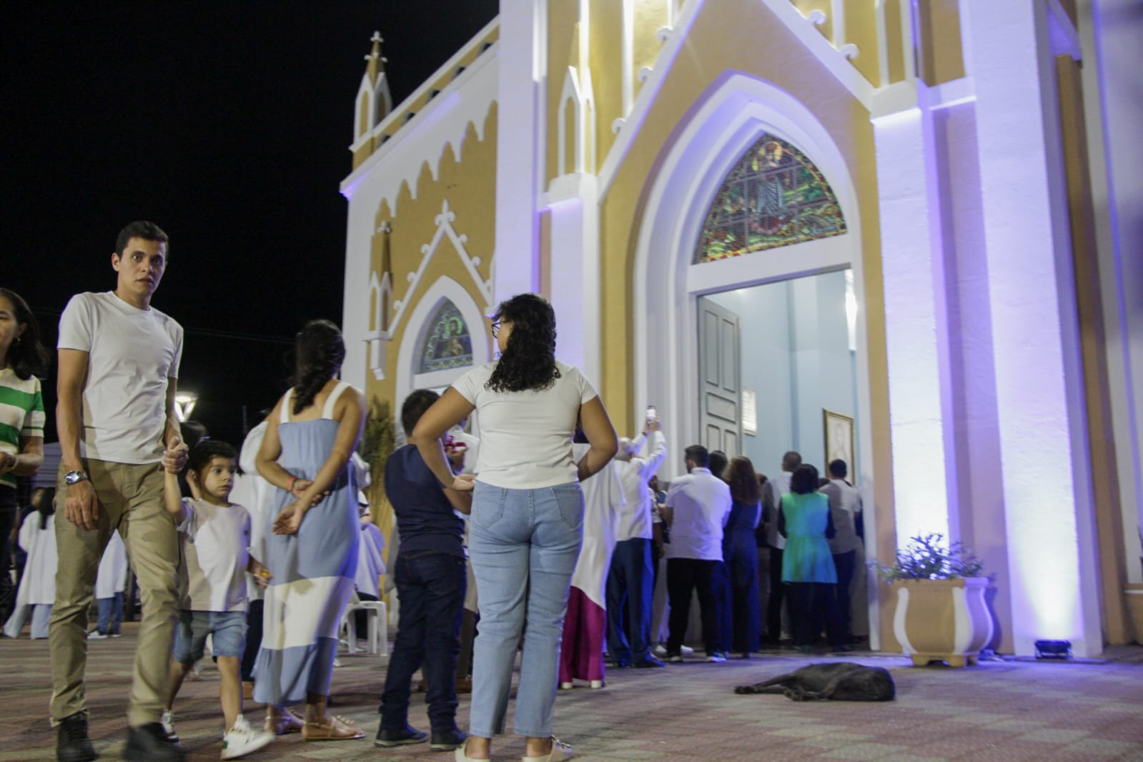 Fé, Concatedral lotada e shows com ícones de ST marcaram a 6ª