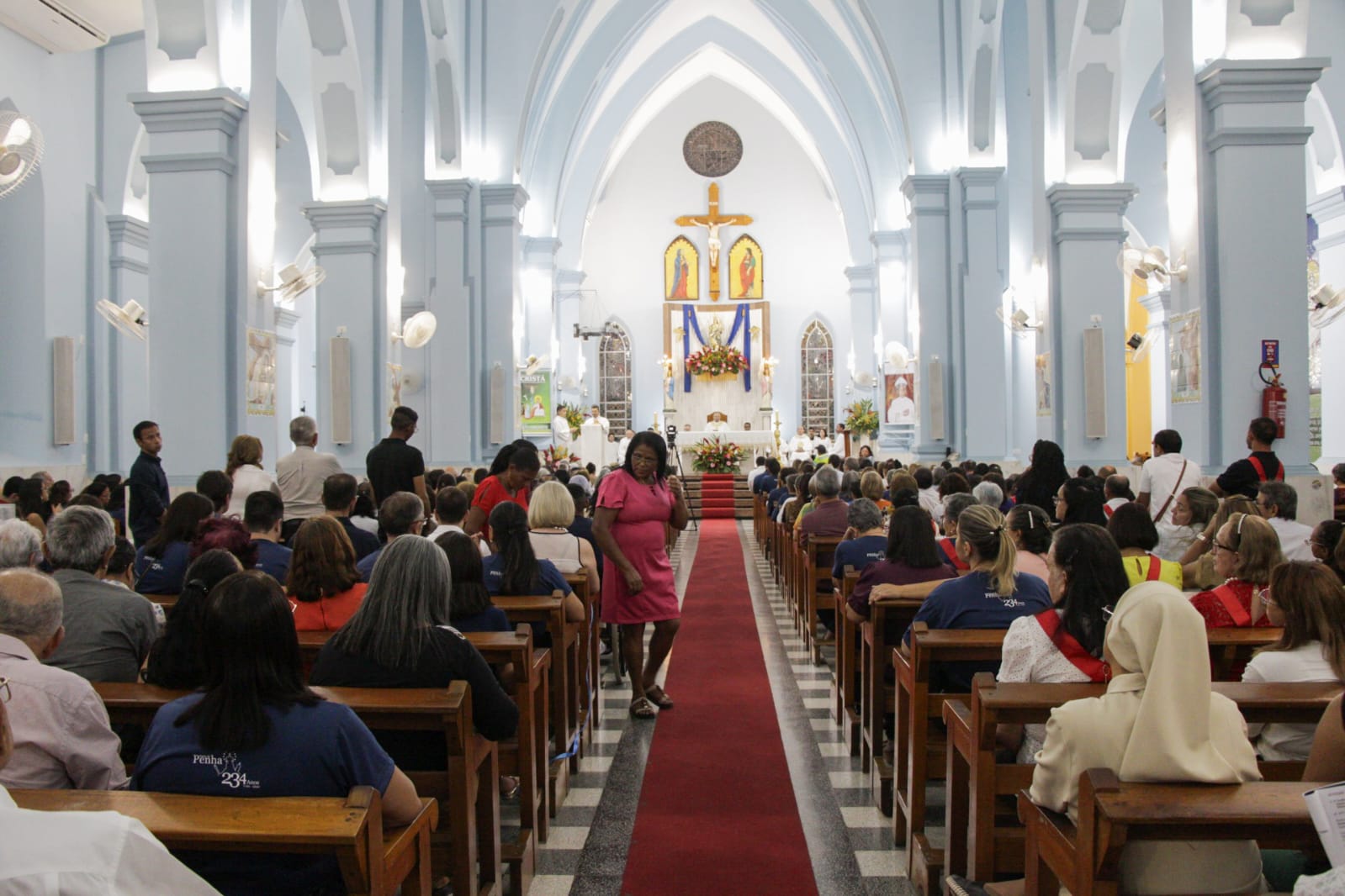 Fé, Concatedral lotada e shows com ícones de ST marcaram a 6ª