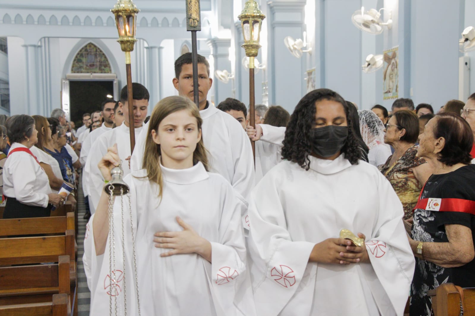 Fé, Concatedral lotada e shows com ícones de ST marcaram a 6ª